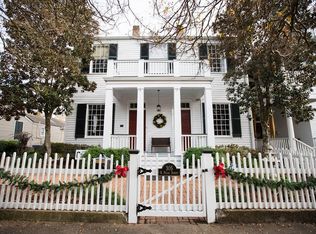 305 N Pearl St, Natchez, MS 39120
