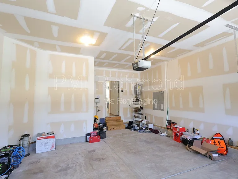 14106 Shallow Creek Ln — Photo 22