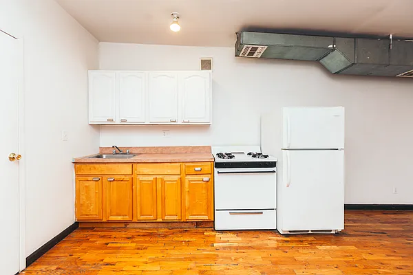 Rented by Nooklyn NYC LLC | media 3