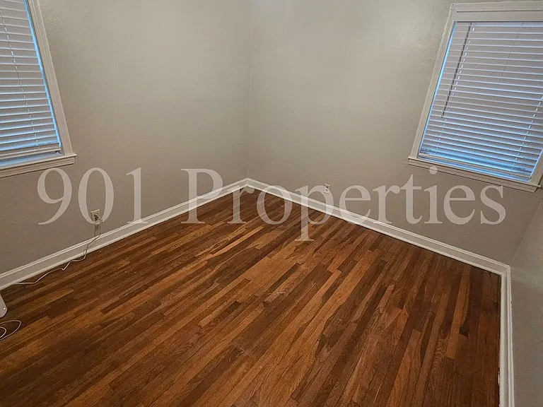 4963 Sequoia Rd — Photo 6