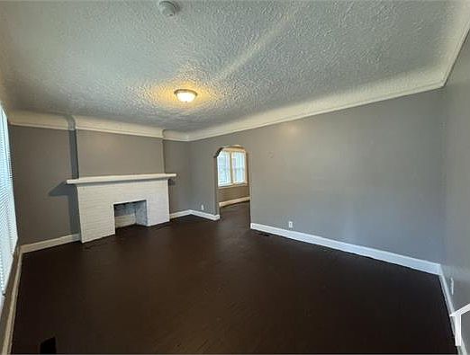 2nd image of 9283 Pinehurst St