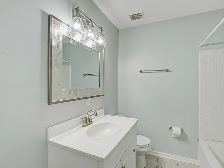 2741 Jobee Dr — Photo 14