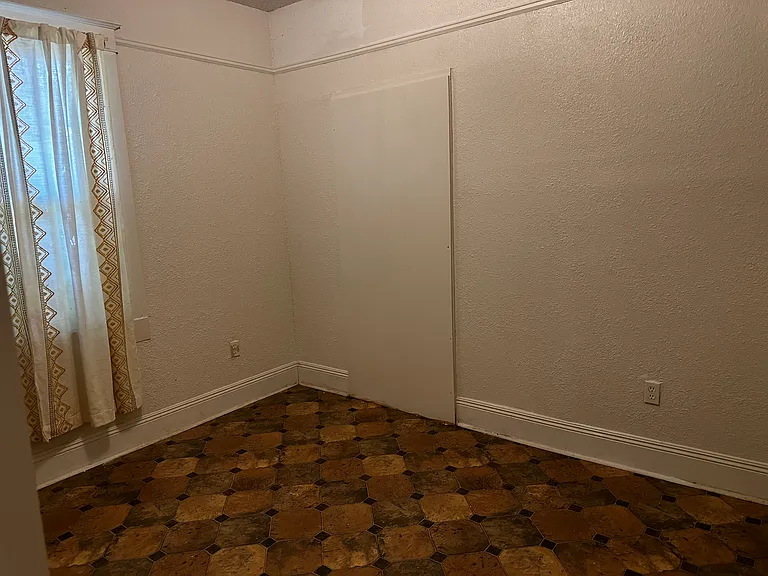 Second bedroom