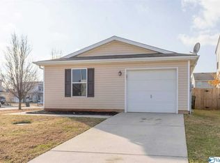 100 Springbok Dr, Harvest, AL 35749