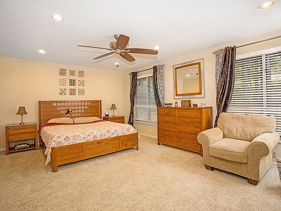 5th image of 6414 Fairway Forest Dr