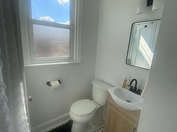 5th image of 2838 S 8th St