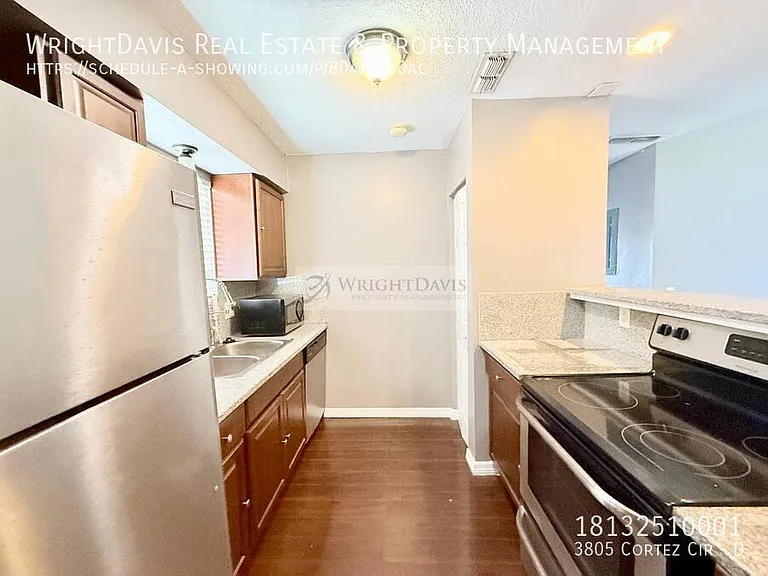 3805 Cortez Cir #D — Photo 8