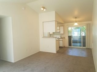 7721 SW Bonita Rd APT 210, Tigard, OR 97224