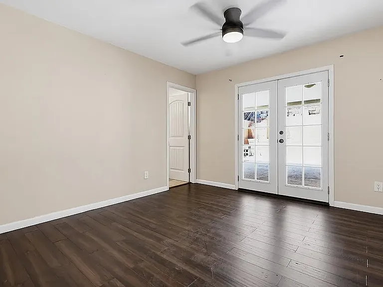 465 Meadowbrook Dr — Photo 27