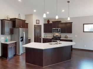 13615 Autumn Way, Rogers, MN 55374
