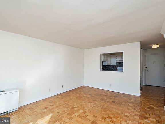 5th image of 224 W Rittenhouse Sq #30-809