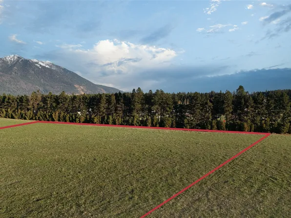 142 Fox Ln, Columbia Falls, MT 59912