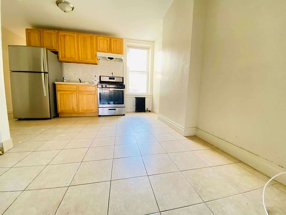 1st image of 30-35 49th St #1R
