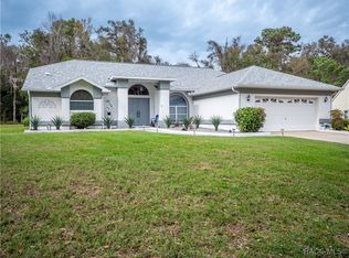 18 Hemlock Ct E, Homosassa, FL 34446