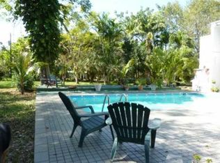 10050 SW 63rd Pl, Pinecrest, FL 33156