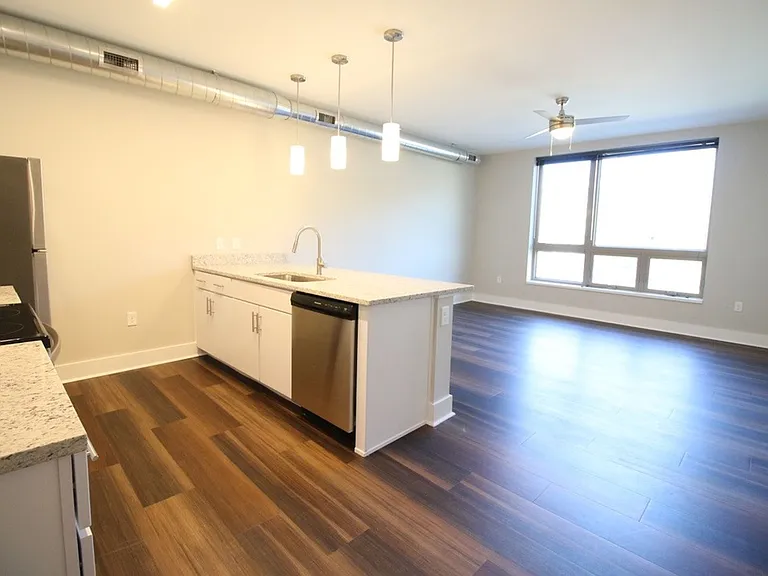 Main2525 — Photo 20