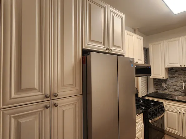 765 Coney Island Avenue image 33 of 33