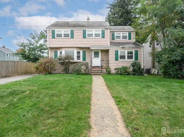 311 Oak Pkwy, Dunellen, NJ 08812