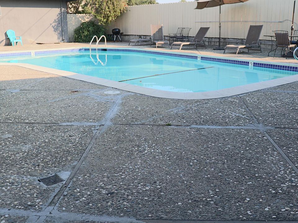 1st image of 275 Ventura Ave APT 31