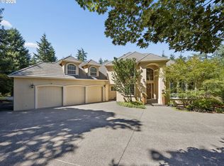 17006 S Trail Ridge Rd, Oregon City, OR 97045