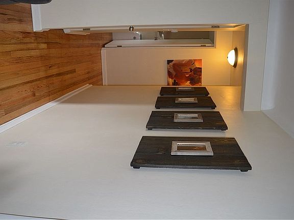 4th image of 210 Woodlawn Dr