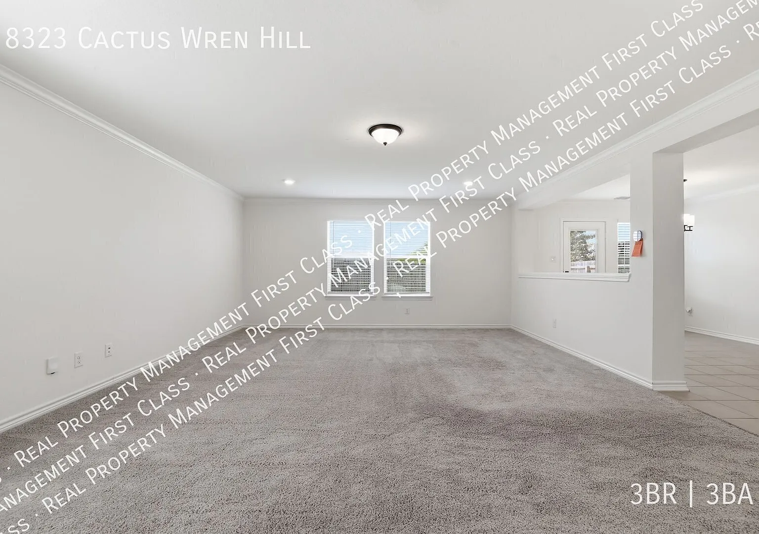 3 Bed, 2.5 bath in Calbrea Reserve with Solar panels! — Photo 4