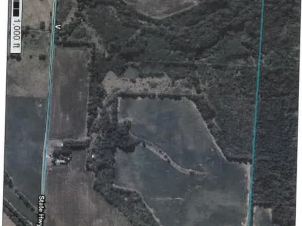 1124 W V Hwy, Liberal, MO 64762