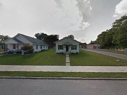 2502 s washington st