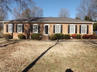 2135 W Front St, Burlington, NC 27215