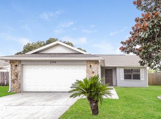 2714 Wilder Park Dr, Plant City, FL 33566