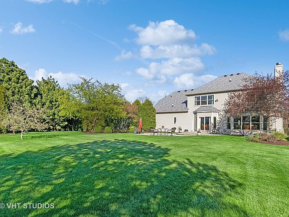 5th image of 606 W Thornwood Dr