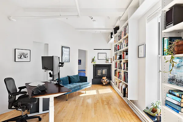 Rented by Compass | media 4