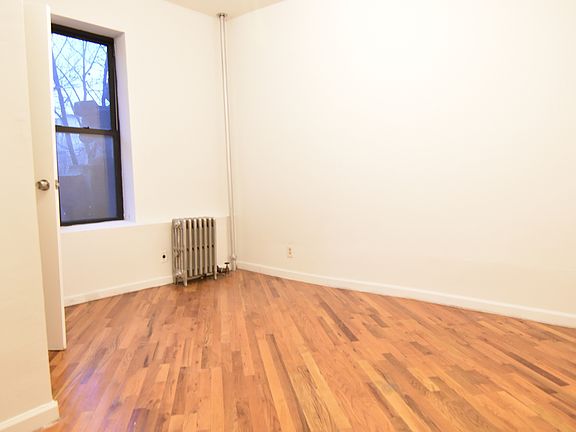5th image of 476 Clinton Ave APT 5G