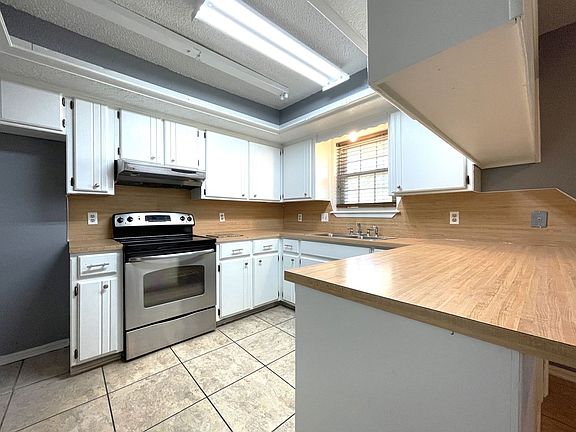 5th image of 5328 Coble St