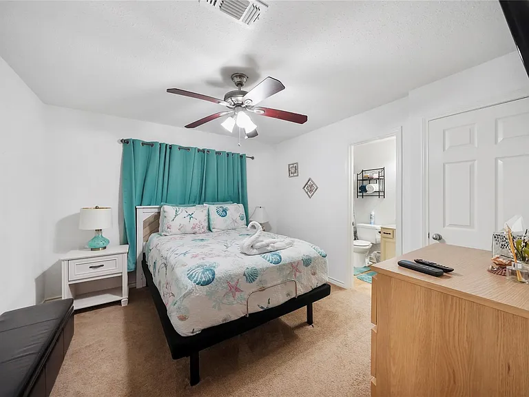 6120 Avenue Q 1/2 — Photo 16