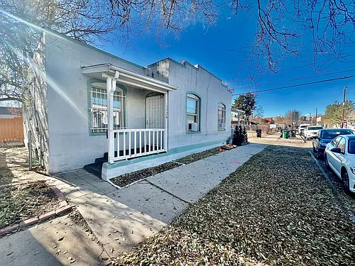 1728 E 37th Ave Photo 1