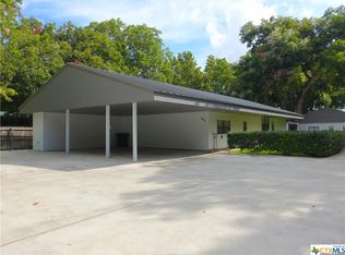 904 Lakeview Trl, Mc Queeney, TX 78123