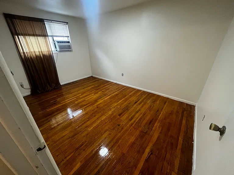 737 S Windsor St #2 — Photo 11