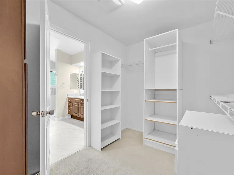 3061 Diamond View Cir — Photo 45