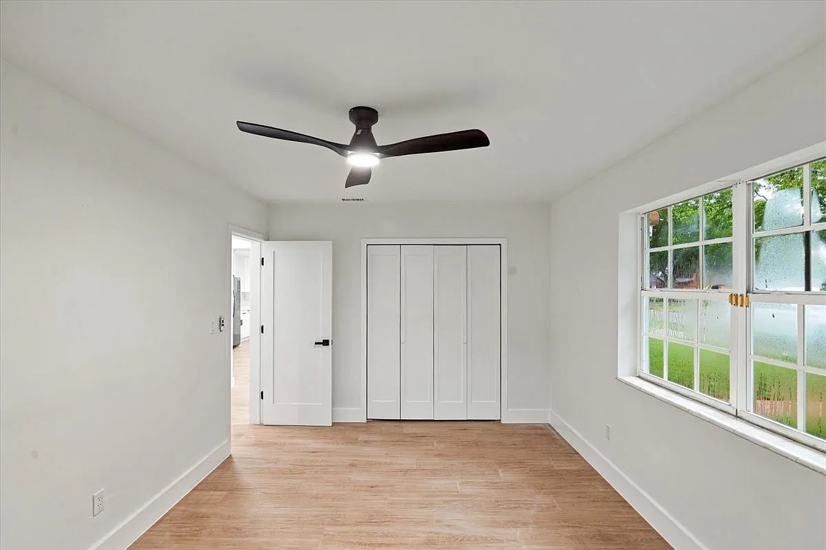 14420 Lake Childs Ct — Photo 3