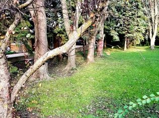 1011 N McAree Rd, Waukegan, IL 60085