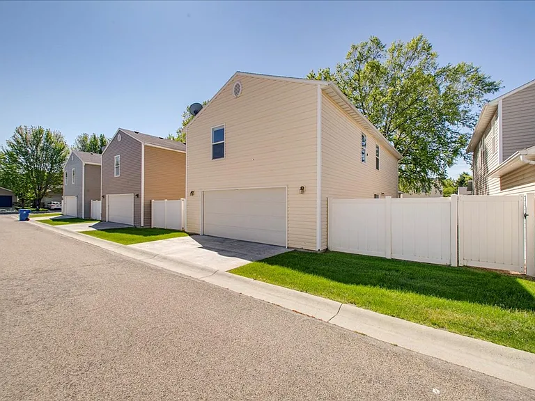 9482 W Portola Dr — Photo 29