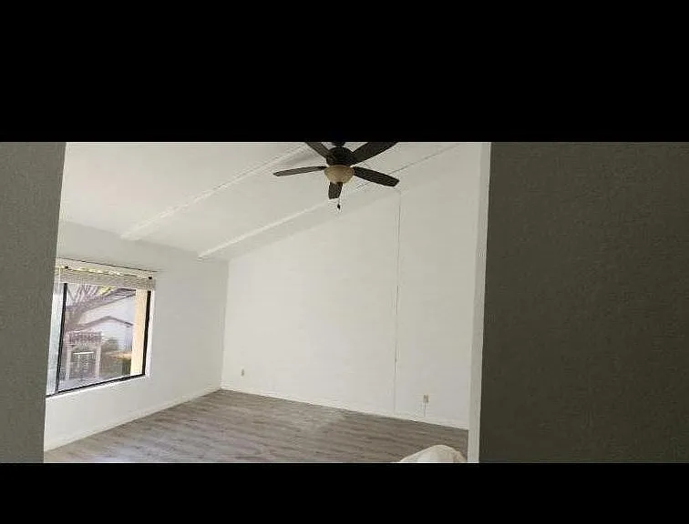 Main Bedroom (from bathroom)