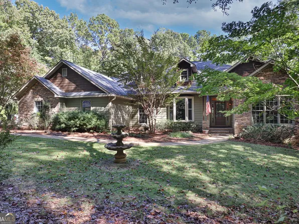 40 Maple Ct, Midland, GA 31820