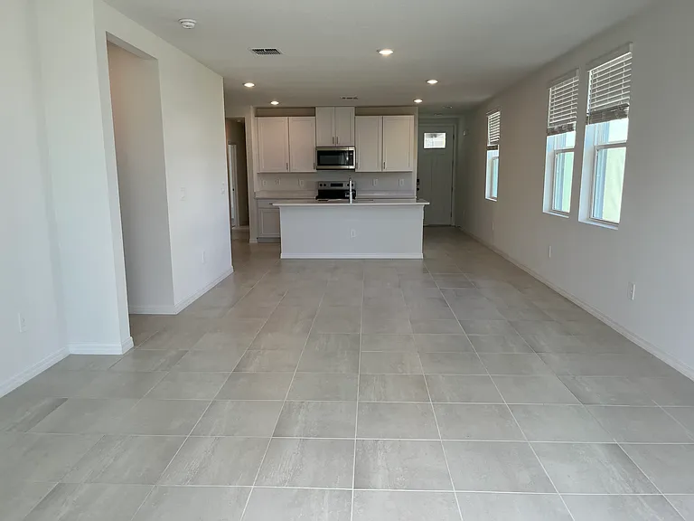 1836 Brekey Way — Photo 7