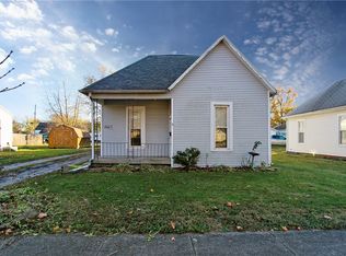 2613 Moultrie Ave, Mattoon, IL 61938