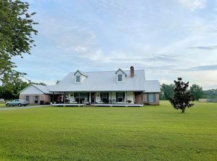 15 Longwood Dr, Picayune, MS 39466