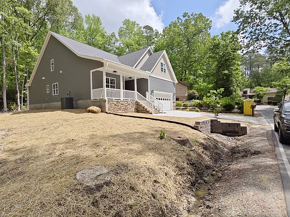 4th image of 3033 Brandy Ln