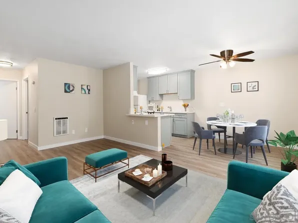 1621 Pentecost Way Unit 4, San Diego, CA 92105