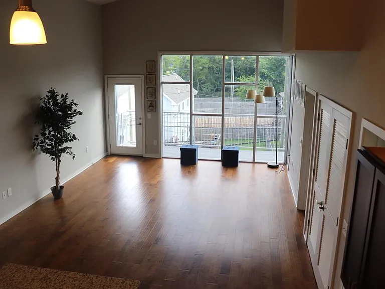 1118 Litton Ave #301 — Photo 5